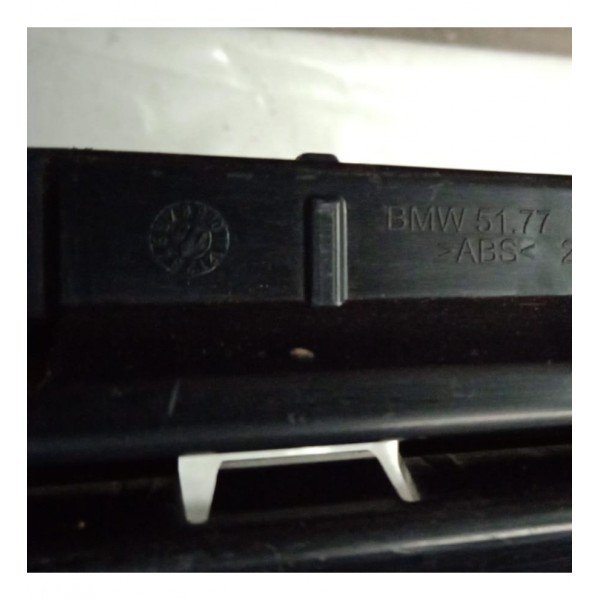 Guia Suporte Lateral Spoiler L.e Bmw 535 Gt Sport 08 A 13  Preto