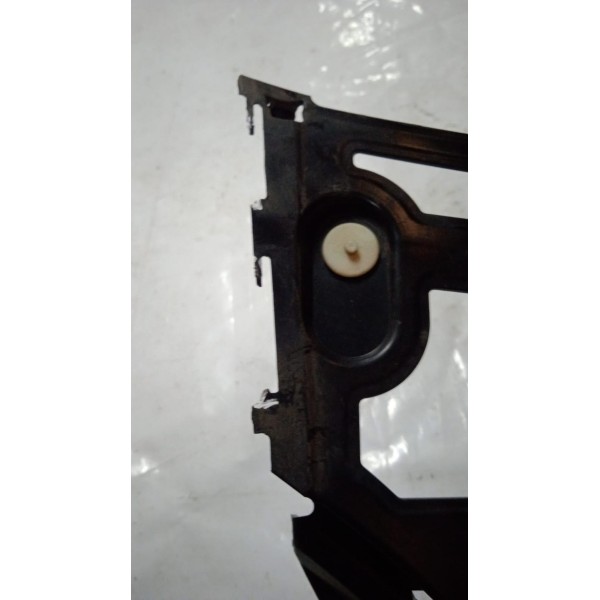 Guia Suporte Lateral Spoiler L.e Bmw 535 Gt Sport 08 A 13  Preto