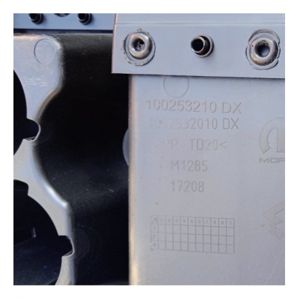 Forro De Porta D.d Fiat Strada Freedom 20 A 23