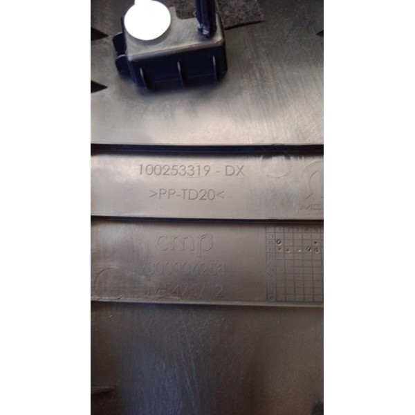 Acabamento Coluna T Lado Dir Strada Freedom 20 A 23