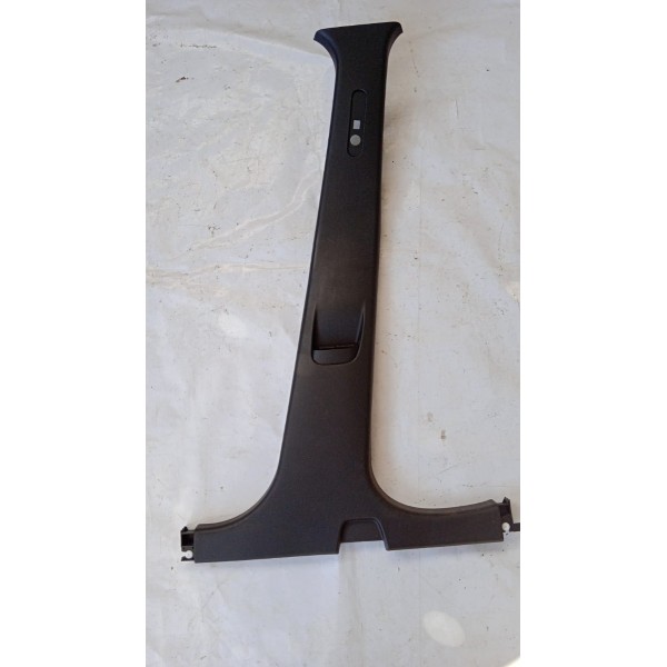 Acabamento Coluna T Lado Dir Strada Freedom 20 A 23