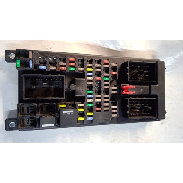 Caixa De Fusiveis Bsi R.r Evoque 2.0 Gasolina 12 A 15