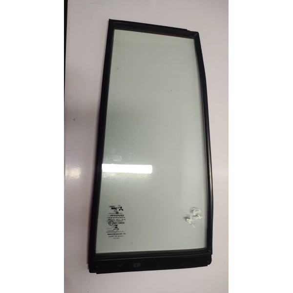 Vidro Fixo Vigia Porta T.d Mitsubishi Tr4 04 A 18