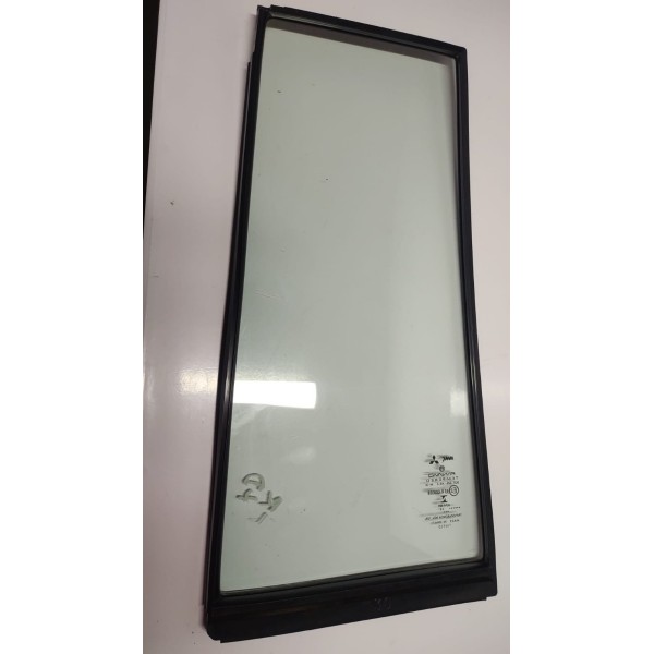 Vidro Fixo Vigia Porta T.d Mitsubishi Tr4 04 A 18