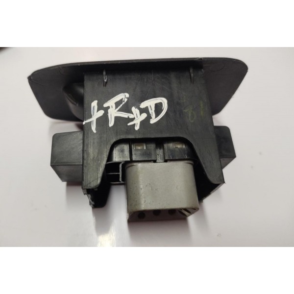 Comando Vidro Elétrico Porta T.d Mitsubishi Tr4 08 A 15