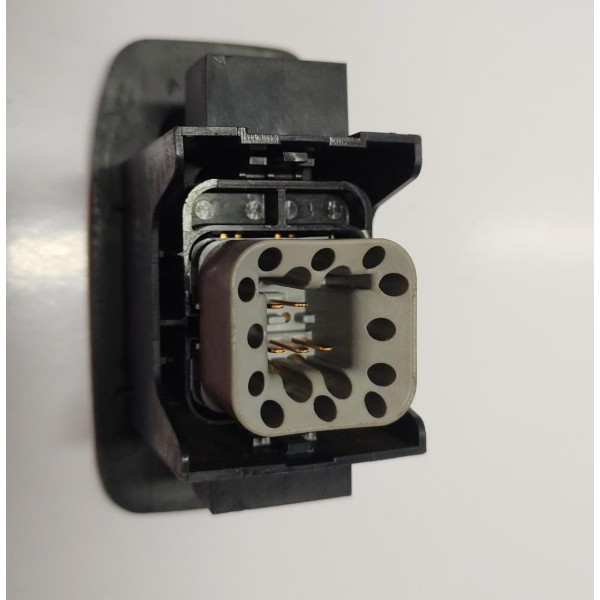 Comando Vidro Elétrico Porta T.e Mitsubishi Tr4 08 A 15