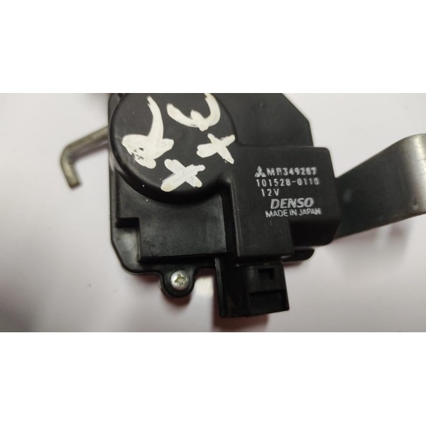 Fechadura Porta Traseira Esq Mitsubishi Pajero Tr4 04 A 15