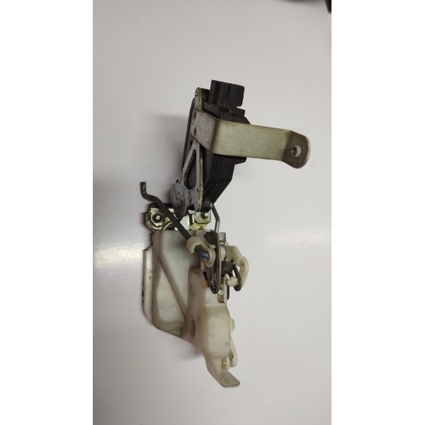 Fechadura Porta Traseira Esq Mitsubishi Pajero Tr4 04 A 15