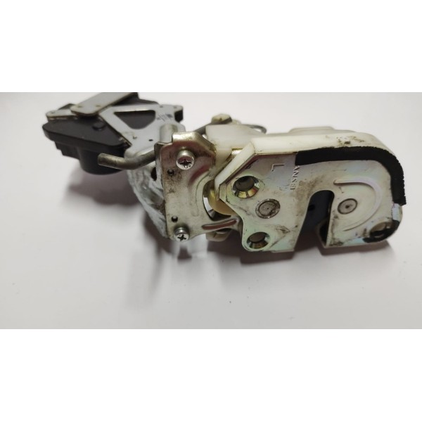 Fechadura Porta Traseira Esq Mitsubishi Pajero Tr4 04 A 15