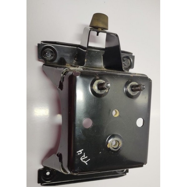 Suporte Do Step Tampa Traseira Mitsubishi Pajero Tr4 08 A 15