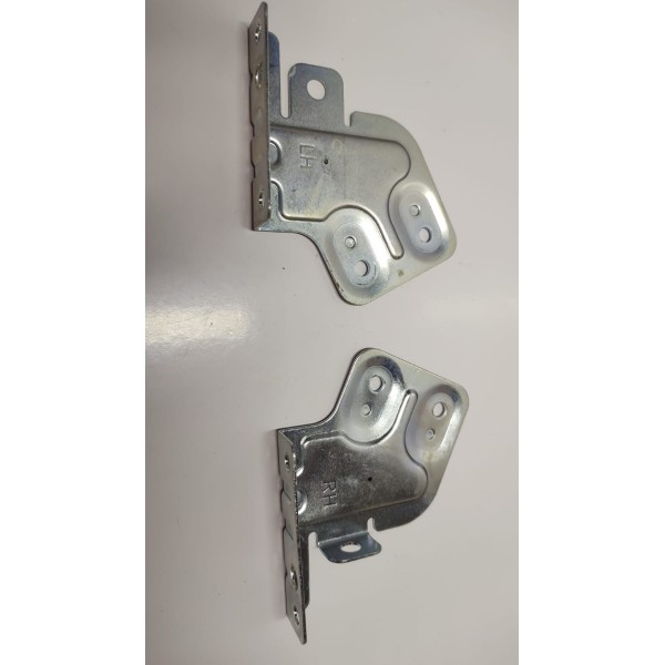 Suporte Lateral Computador De Bordo Mitsubishi Pajero Tr4