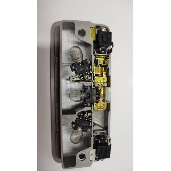 Luz Do Teto Dianteiro Mitsubishi Pajero Tr4 08 A 15