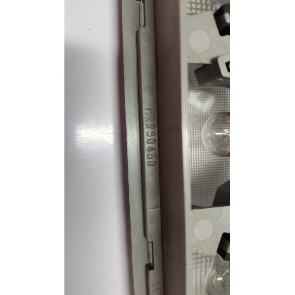 Luz Do Teto Dianteiro Mitsubishi Pajero Tr4 08 A 15