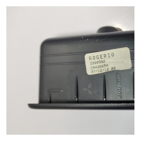 Puxador De Porta D.e Mitsubishi Pajero Tr4 08 A 15