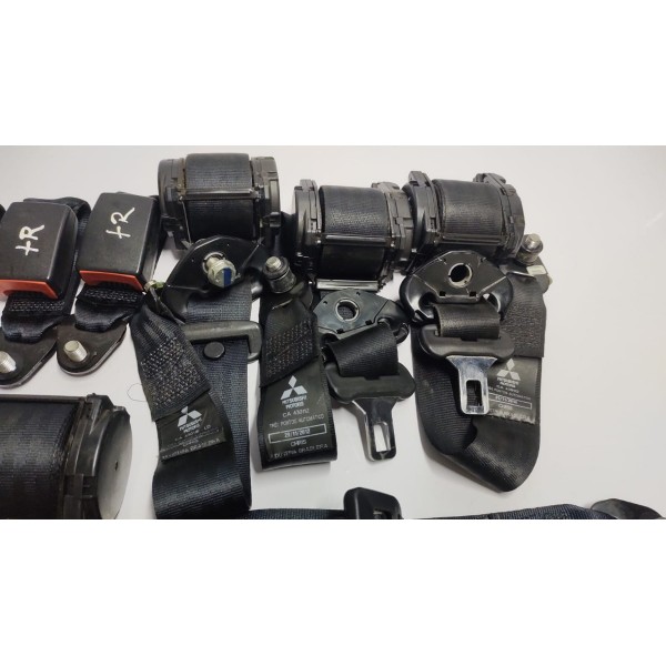 Jogo Cinto Segurança Diant / Traseiro Mitsubishi Pajero Tr4