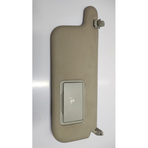 Quebra Sol Direito Mitsubishi Pajero Tr4 08 A 15