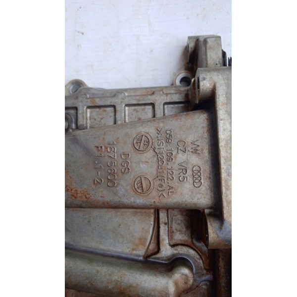 Tampa Esquerdo Cabeçote Vw Amarok 3.0 V6 18 A 22