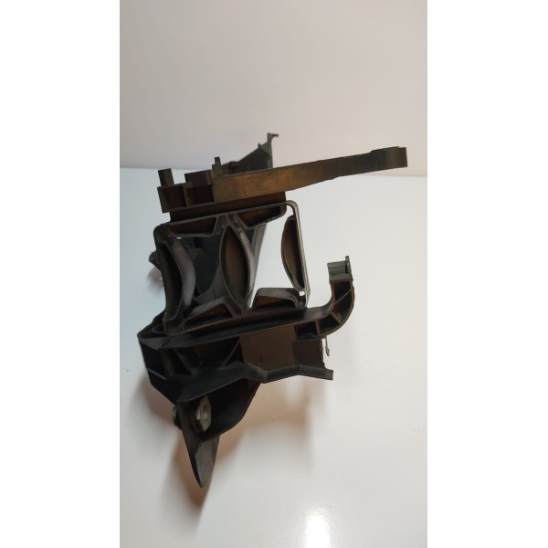 Suporte Guia Farol Esquerdo Audi A4 10 A 12