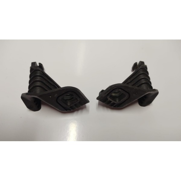 Par Garra Suporte Farol Bmw 320i 2013 A 2017