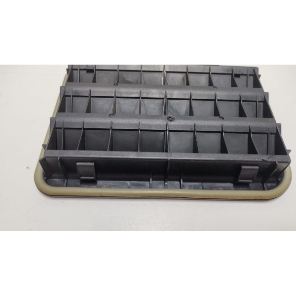 Difusor Saida De Ar Traseiro Esq Bmw 320i 2013 A 2017