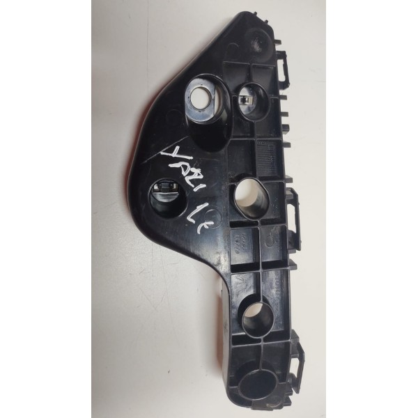 Guia Parachoque Dianteiro L.esq Toyota Yaris 18 A 22