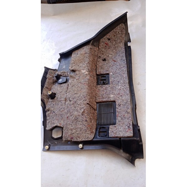 Moldura Lateral Direito Porta Malas Mitsubishi Pajero Tr4