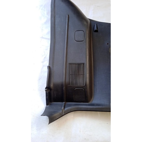 Moldura Lateral Direito Porta Malas Mitsubishi Pajero Tr4