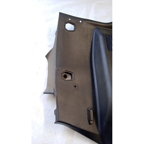 Moldura Lateral Direito Porta Malas Mitsubishi Pajero Tr4