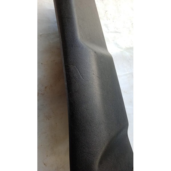 Acabamento Inf. Coluna Lateral Dir. Mitsubishi Pajero Tr4
