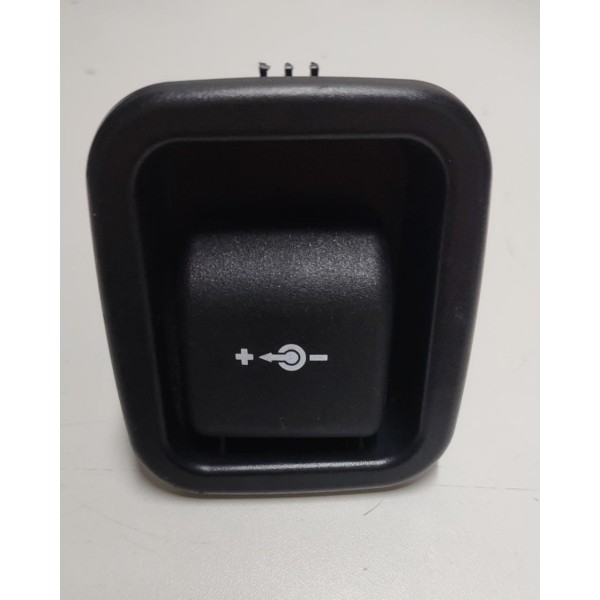 Botão Tomada 12v Acendedor Porta Malas Bmw 320i 328i 13 A 17