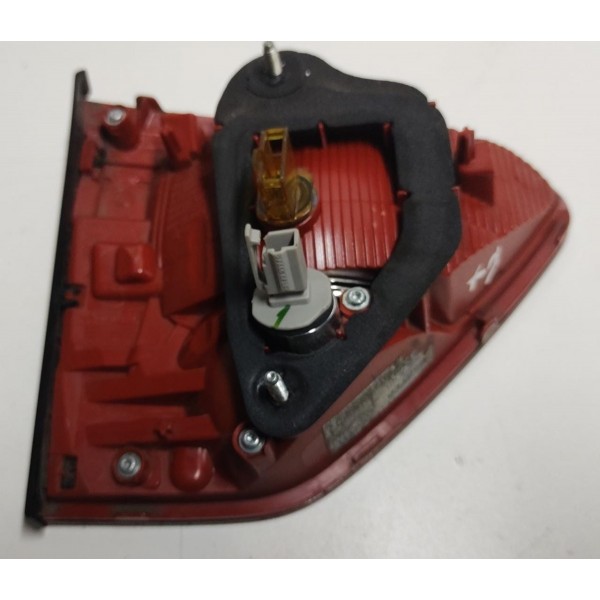 Lanterna Tampa Traseira Direita Vw Fox 2015 A 2021 Original