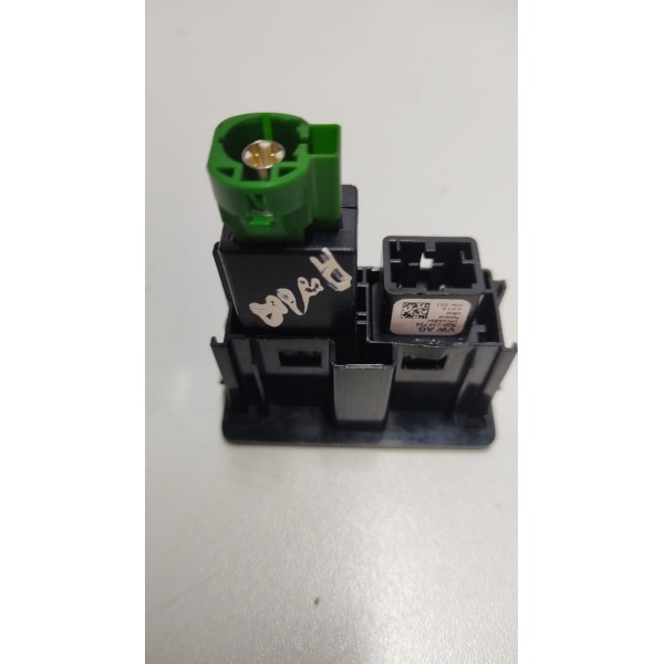 Tomada Porta Usb Aux Vw Amarok V6 18 A 21