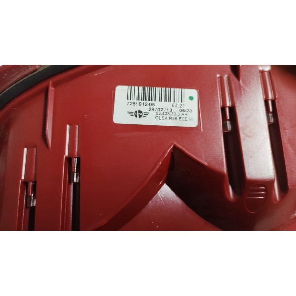 Lanterna Direita Mini Cooper S Detalhe Na Trava 09 A 13