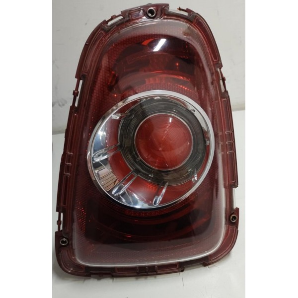 Lanterna Direita Mini Cooper S Detalhe Na Trava 09 A 13