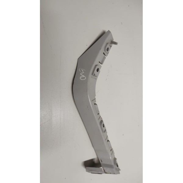 Guia Parachoque Traseiro Esquerdo Land Rover Evoque 12 A 15