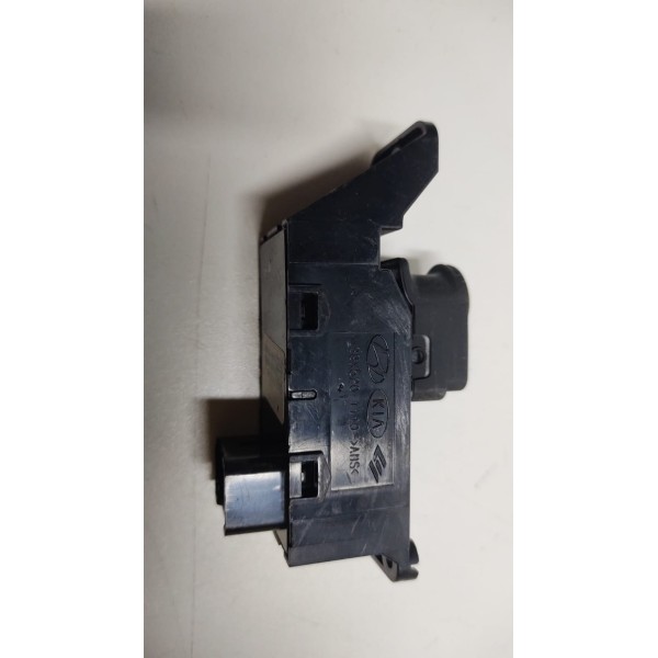 Botão Comando Vidro Elétrico Traseiro Hyundai Hb20 14 A 20