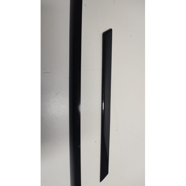 Friso Externo Coluna Traseira Esquerdo Land Rover Evoque