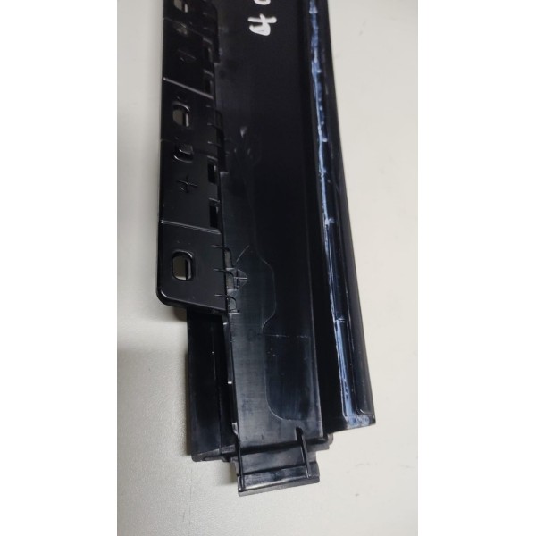 Moldura Coluna D' Porta Traseira Direita Land Rover Evoque