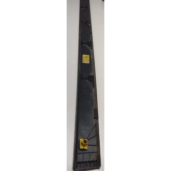 Moldura Da Porta Dianteira Direita New Tucson 2017 A 2021