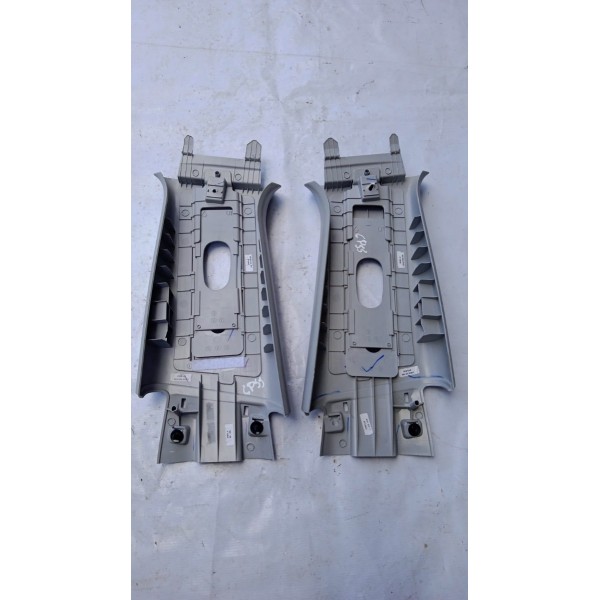 Par Acabamento Coluna Cinto De Segurança Jeep Compass