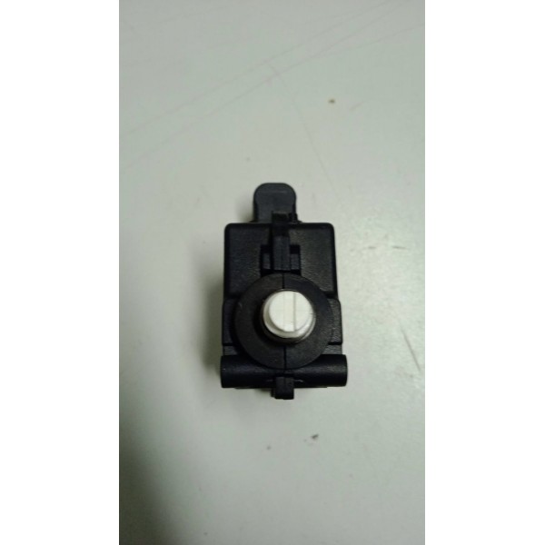 Trava Elétrica Portinhola Do Tanque Bmw 320i 328i 2013 A 17