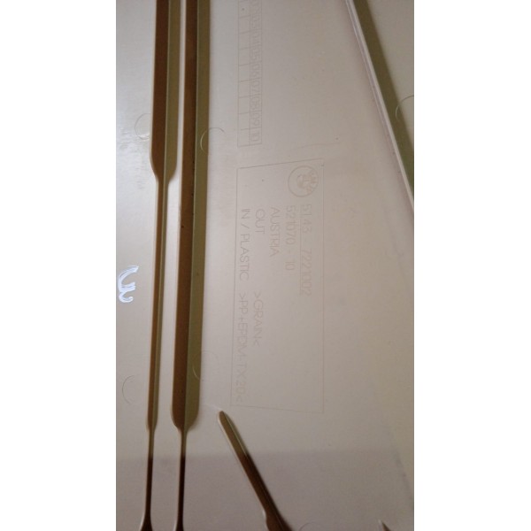 Acabamento Coluna Lateral Dir  Bmw 320i 2013 A 2017