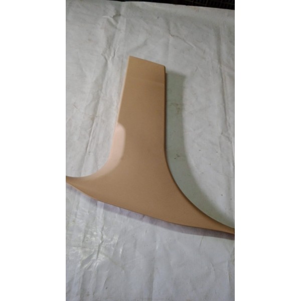 Acabamento Coluna Lateral Esquerdo Bmw 320i 328i 2013 A 2017