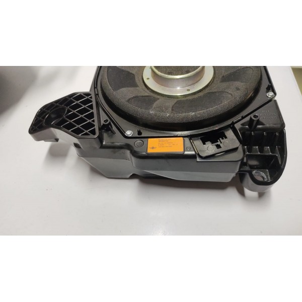 Alto Falante Subwoofer L.e Mini Cooper Countryman 10 A 16 Preto