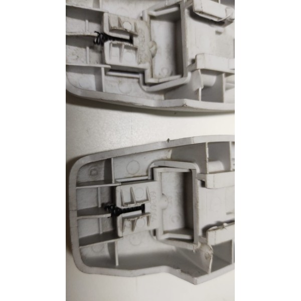 Regulador De Altura Do Cinto Dianteiro Dir / Esq Peugeot 208