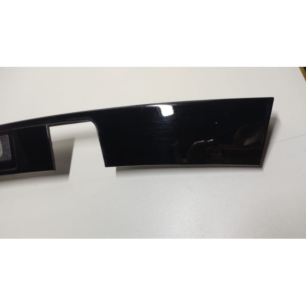 Moldura Aplique Tampa Traseira Discovery Sport 2015 A 2018