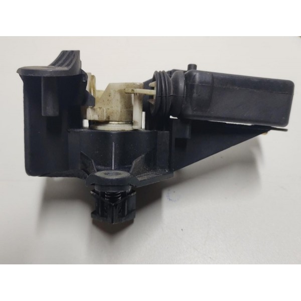 Maçaneta Trava Elétrica Tampa Traseira Renault Clio