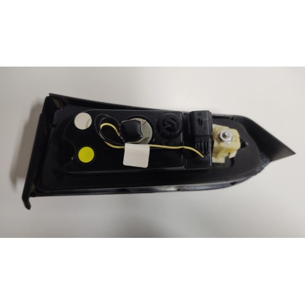 Lanterna Led Tampa Traseira Esquerdo Fiat Cronos Original