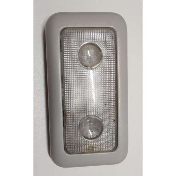Luz Cortesia Do Teto Fiat Doblo 2010 A 2018