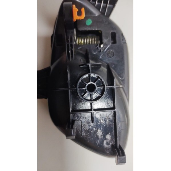 Maçaneta Interna L.e Renault Kwid Com Detalhe